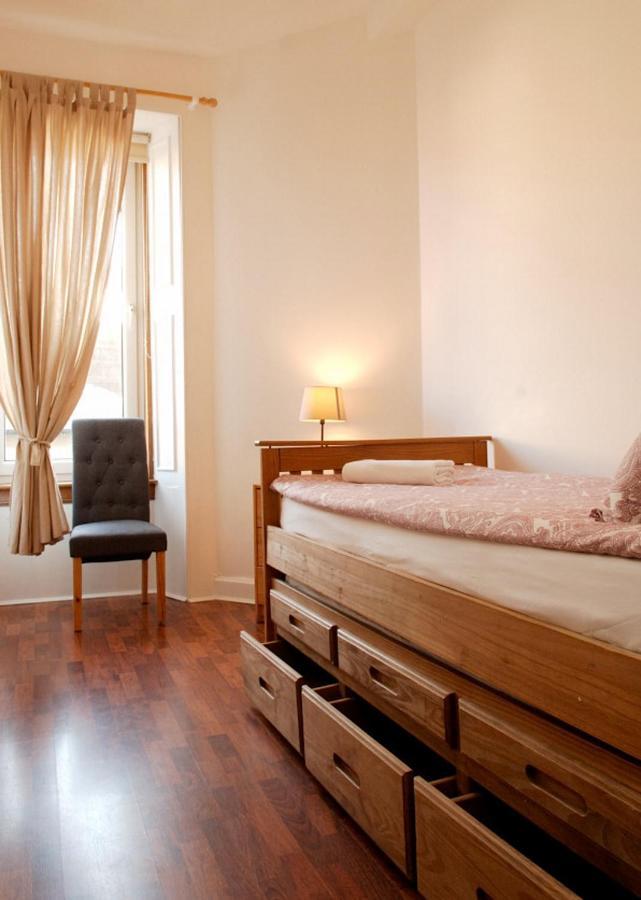 Pitt Street Apartment Beautiful Spacious Apartment Free Parking And Free Sanitizer Edinburgh Exterior photo